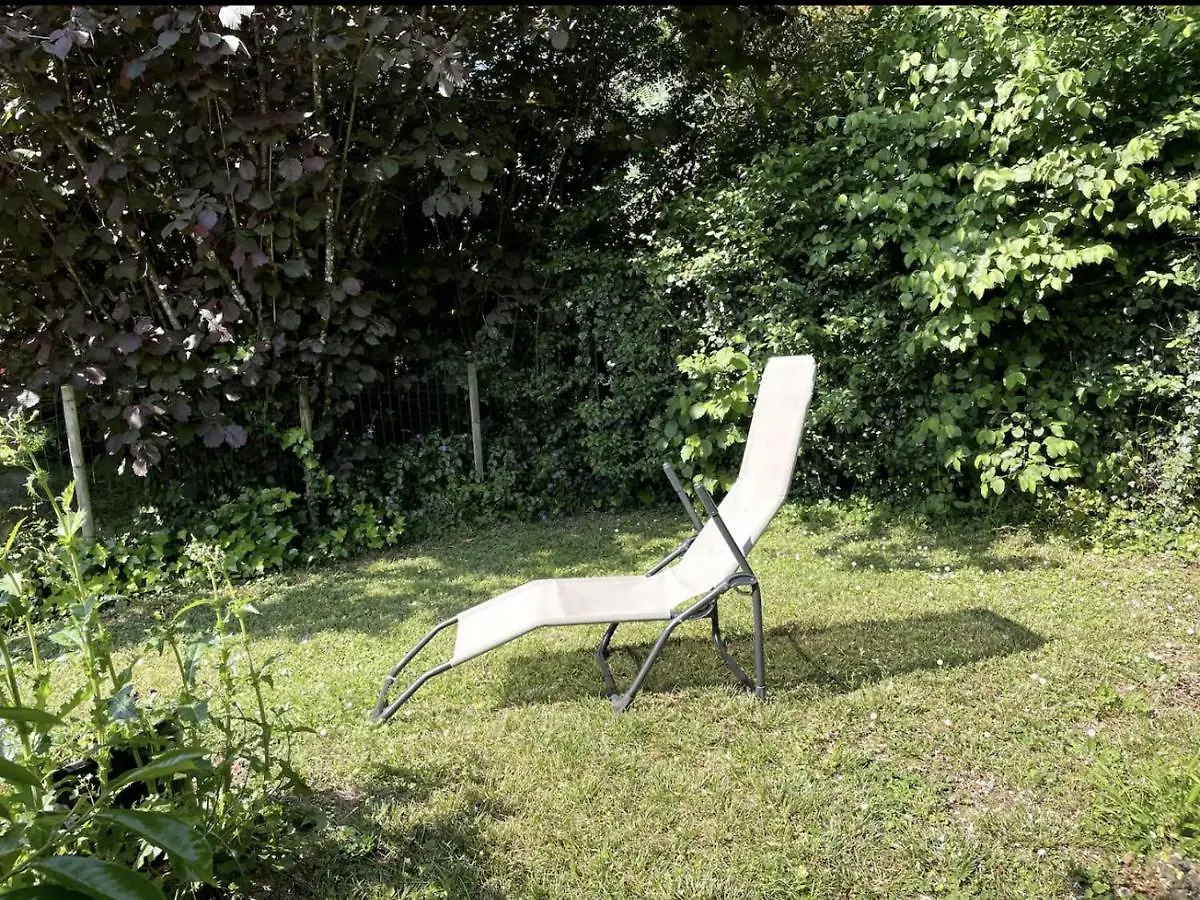 Panzió Quiet Studio In A House In Sevrier Annecy Lake Very Close To The Lake
